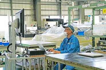 Assembly Process by Manufacturing Team