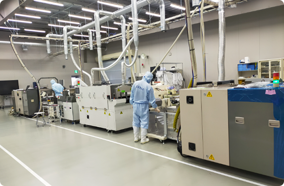 Two cleanroom environments suitable for a wide range of applications